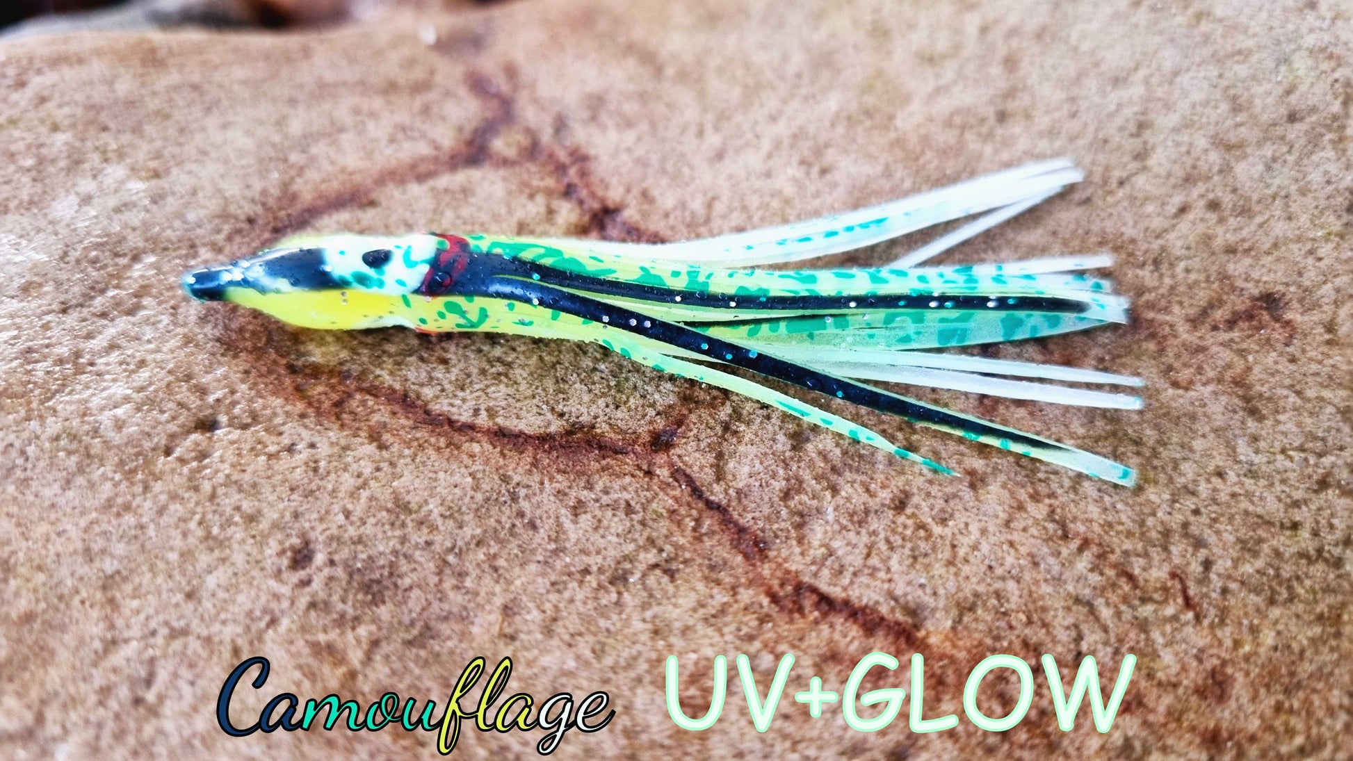 camouflage-uv-glow